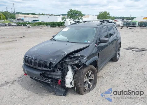 2016 Jeep Cherokee Trailhawk from USA, damaged, VIN 1C4PJMBB9GW163240